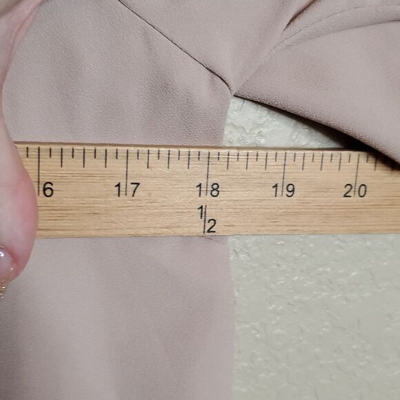 Trina Turk Rejoice Top Small Blush Nude Beige Split Sleeve Butterfly top - Picture 9 of 9